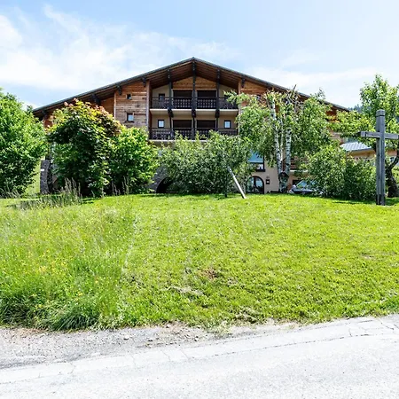 11 - Les Warrens Apartament Cohennoz